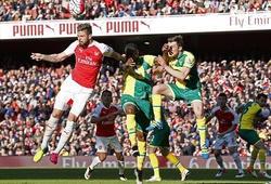 Arsenal 1-0 Norwich: Người cũ Man Utd cứu Wenger