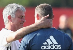Jose Mourinho chọn ai đeo băng đội trưởng Man Utd?