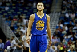 Tin NBA 28/11: Tranh cãi chuyện Stephen Curry vô cảm với CĐV nhí