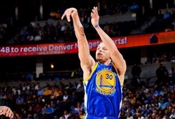 Tin NBA 31/12: Choáng váng với hiệu suất 3 điểm 96/100 của Curry