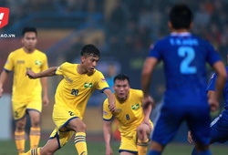 Tuyển thủ U23 Việt Nam lý giải việc SLNA thất bại trước Quảng Nam FC