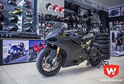 “Quỷ dữ” Ducati 1199 Panigale khoác dàn áo carbon trăm triệu tại Hà Nội