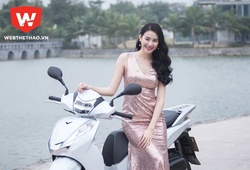 Siêu mẫu quốc tế Phan Hà Phương cuốn hút bên Honda SH300i ABS 2016