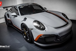 Cường "Đô-la" dán đổi màu Porsche 911 GT3, tưởng nhớ Car Passion