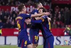 Phép lạ của Messi trong 53 giây giúp Barca áp sát kỷ lục bất bại 