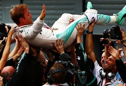 Xuất phát kém, Hamilton "tặng" chiến thắng Italian GP cho Rosberg