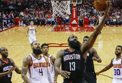 NBA 2017-18: Ném ít nhưng hiệu quả, Houston Rockets đánh bại Phoenix Suns