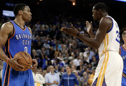 Nhận định NBA 25/02: Warriors đi tìm trận thắng đầu tiên trước OKC