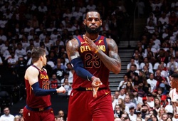 LeBron phá kỷ lục NBA, đưa Cavaliers lên dẫn 2-0 trước Raptors