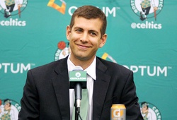 HLV Brad Stevens đã nghiền nát Playoffs của Sixers như thế nào?