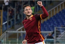 Francesco Totti lập cú đúp Roma ngược dòng ngoạn mục trên sân nhà