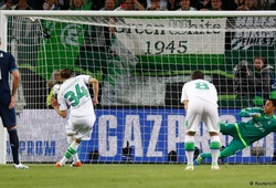 Real bị trọng tài xử ép trong trận gặp Wolfsburg?