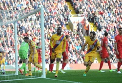 Video: Liverpool thua sốc trước Palace vì... "phản đồ" Benteke
