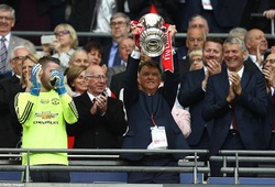 Van Gaal hy vọng giữ ghế ở Man Utd nhờ chức vô địch FA Cup