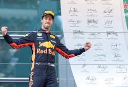 Tay đua Ricciardo tính bỏ Red Bull, Mercedes và Ferrari mừng thầm