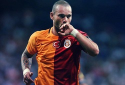 Sneijder bị phạt gần 2 triệu bảng vì... nhận nhiều thẻ vàng