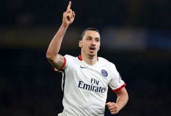 Ibrahimovic đến Manchester bằng máy bay riêng