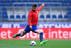 Nhật ký EURO 2016 ngày 4: Gerard Pique sắm vai người hùng