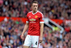 Phil Jones vui mừng quá khích khi Rooney ghi bàn