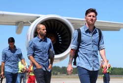 Cầu thủ và cơn ác mộng máy bay: Đến Messi cũng suýt... gặp nguy