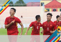 HLV Việt Thắng ví Đoàn Văn Hậu như tượng đài bóng đá Thái Lan