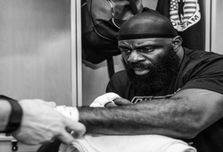 “Kẻ lang thang” Kimbo Slice và hành trình trở thành ngôi sao MMA