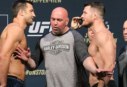 Video: Luke Rockhold chế nhạo Bisping trong buổi UFC 199 weigh-in