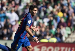 Video: Suarez lập công, Barca vẫn không thể thắng Real Betis 