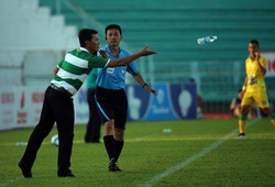 Tâm điểm vòng 9 V.League: Trọng tài liên tiếp mắc sai lầm!