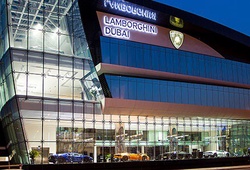 Ghé thăm showroom Lamborghini tại Dubai