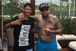 Neymar về quê  xăm hình mới