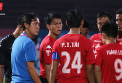 "Long An không muốn thành trò hề của bóng đá sau khi bị bẻ còi"