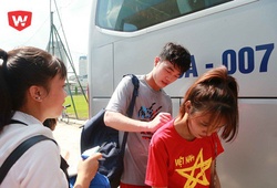 Nữ sinh vượt gần 30km để xin chữ ký Tuấn Anh, Xuân Trường