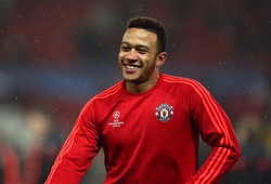 Áo đấu bán chạy như tôm tươi, Depay mừng "phát khóc"