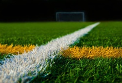 Chơi bóng đá trên sân cỏ nhân tạo có thể mắc ung thư?