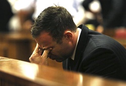 Pistorius choáng váng nhận án giết người