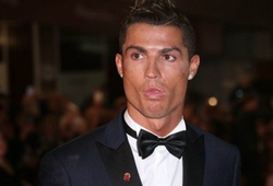 Ronaldo “bạc tình” với M.U?