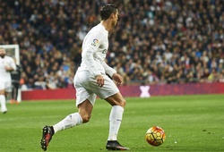 Ronaldo bỏ tập sau trận thua Barca