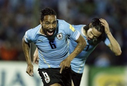 Uruguay 3-0 Chile: "Trả hận" cho Cavani