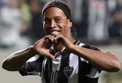 Ronaldinho cập bến Besiktas