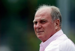 Uli Hoeness nhập viện vì bệnh tim