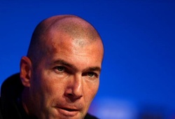 Zidane đứng trước án cấm chỉ đạo 6 tháng vì thiếu bằng