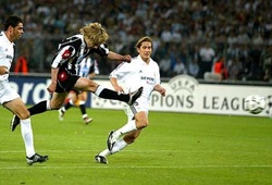 Juventus đả bại Real Madrid để giành vé vào chơi trận chung kết CPL năm 2003