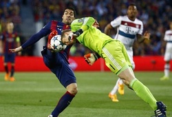Những pha cản phá hay của Manuel Neuer trong trận gặp Barcelona