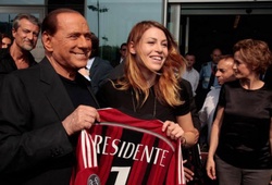“Bố già” Silvio Berlusconi: Rao bán Milan chỉ là động tác giả