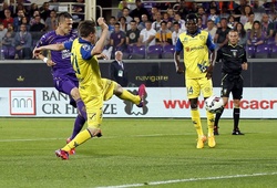 Fiorentina 3-0 Chievo: Bất ngờ cán đích top 4