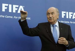 Sepp Blatter “cắm sừng” Cristiano Ronaldo?