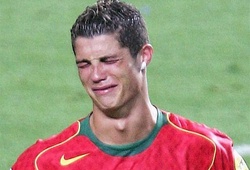 Ronaldo, Messi có lẽ sẽ khóc khi nhìn thấy màn tâng bóng này