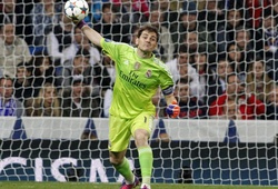 Iker Casillas hướng đến AS Roma: Cánh cửa cuối cùng?