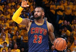 LeBron James trở thành cầu thủ tự do